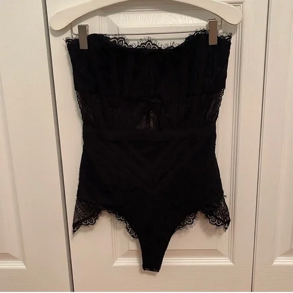 Revolve X NBD Brad Black Lace Bodysuit - Picture 3 of 6